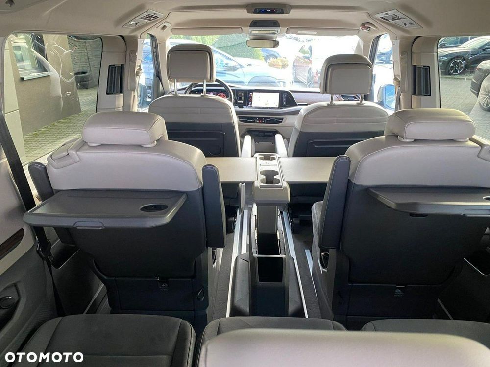 Volkswagen Multivan - 8