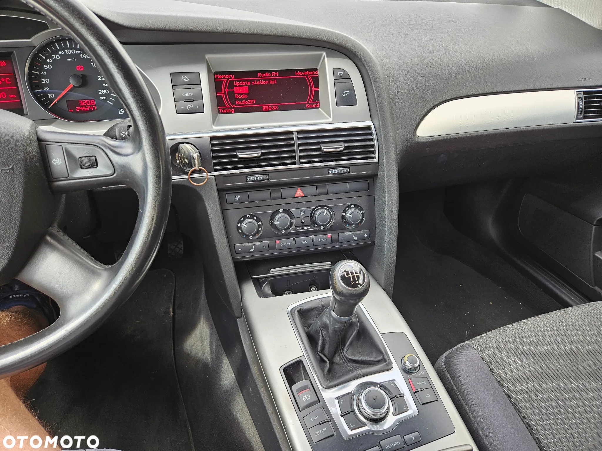 Audi A6 2.4 - 13