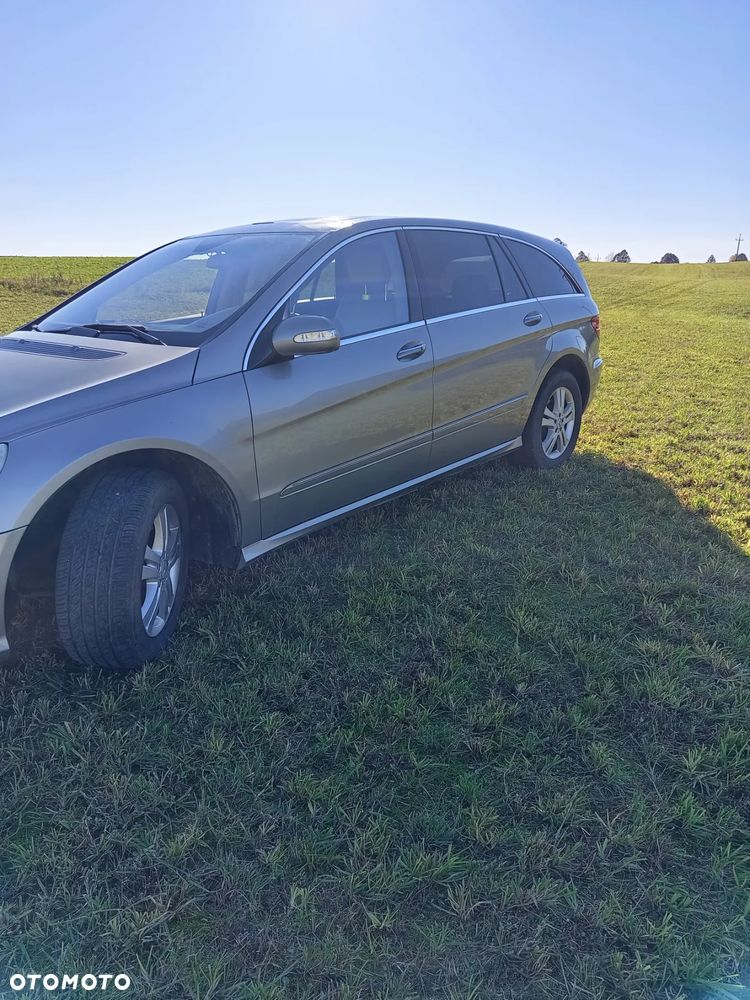 Mercedes-Benz Klasa R 500 4-Matic - 9