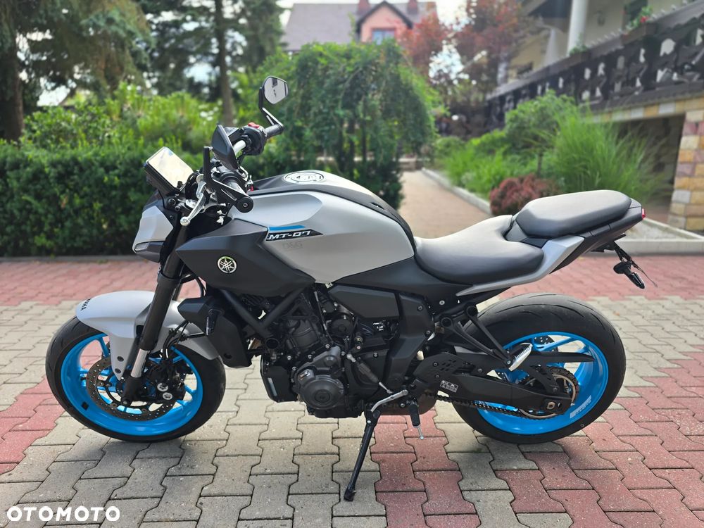 Yamaha MT - 5
