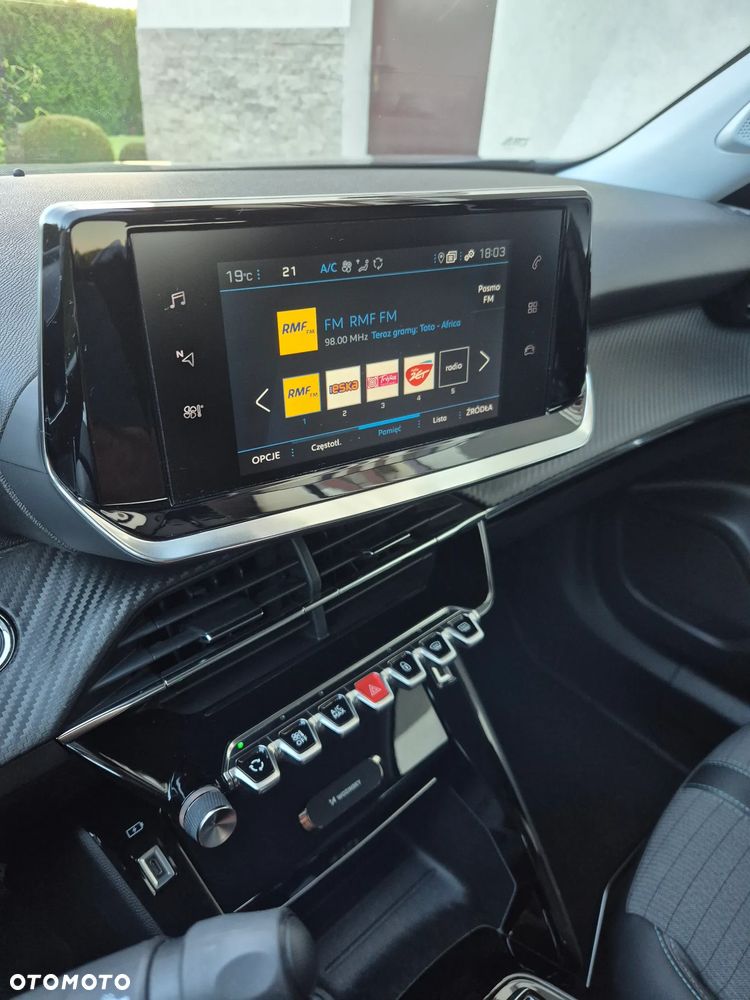 Peugeot 2008 - 16