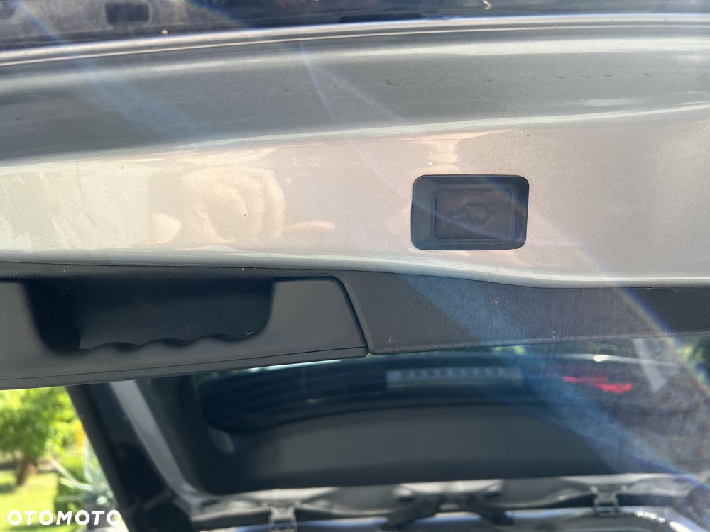 Toyota RAV4 2.5 Hybrid Selection 4x2 - 18