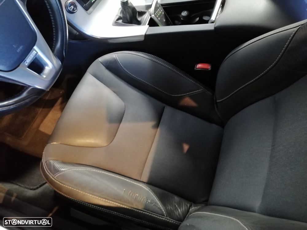 Volvo V60 - 21