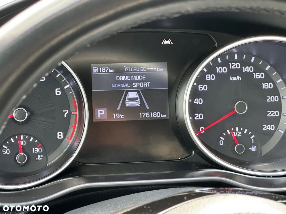 Kia Ceed - 25