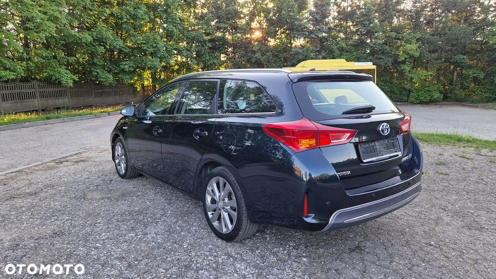 Toyota Auris - 5