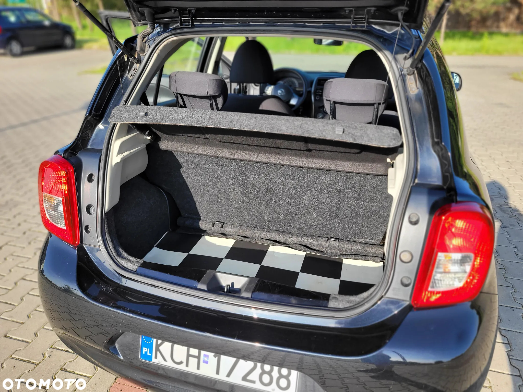 Nissan Micra - 11