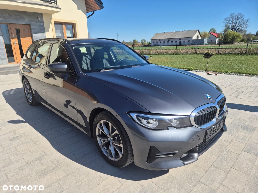 BMW Seria 3 320d Efficient Dynamics Advantage sport - 3
