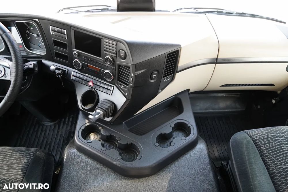 Mercedes-Benz ACTROS 2543 / PODEA DE TRACȚIE / 6X2 / DIRECȚIE / PUNTE RIDICATĂ - 29