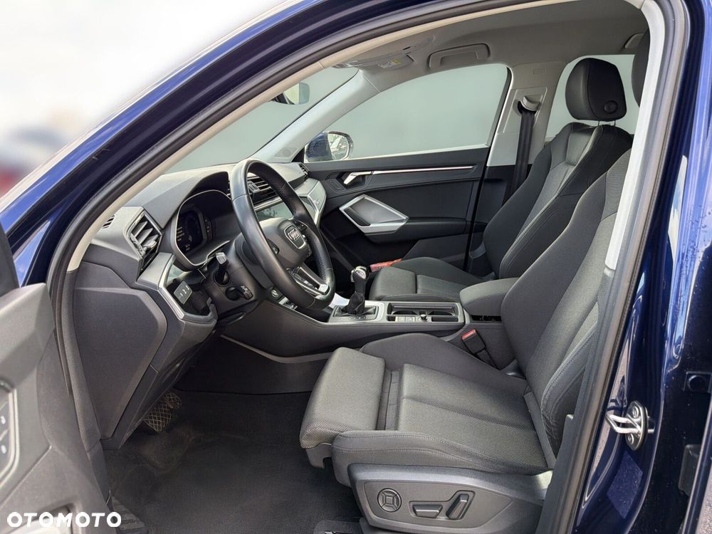 Audi Q3 Sportback - 14