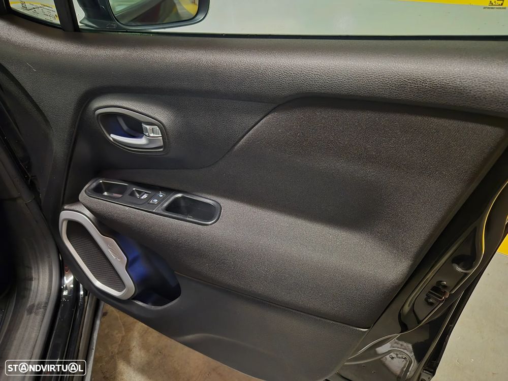 Jeep Renegade 1.6 MJD Longitude - 42