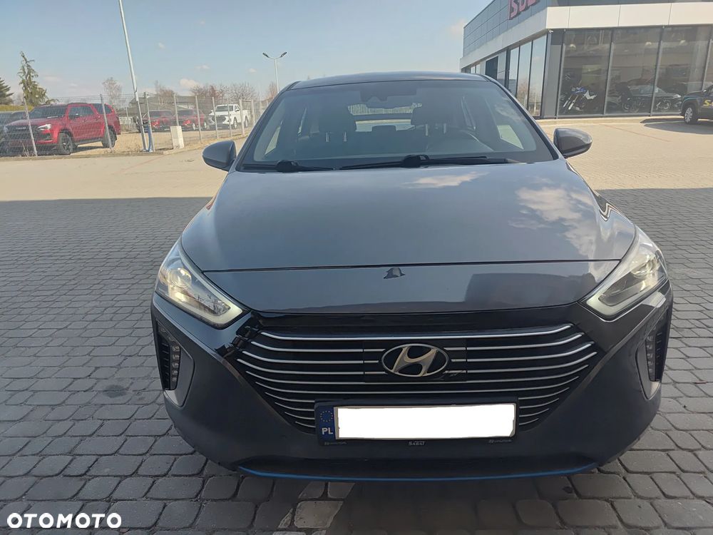 Hyundai IONIQ Hybrid Business - 2
