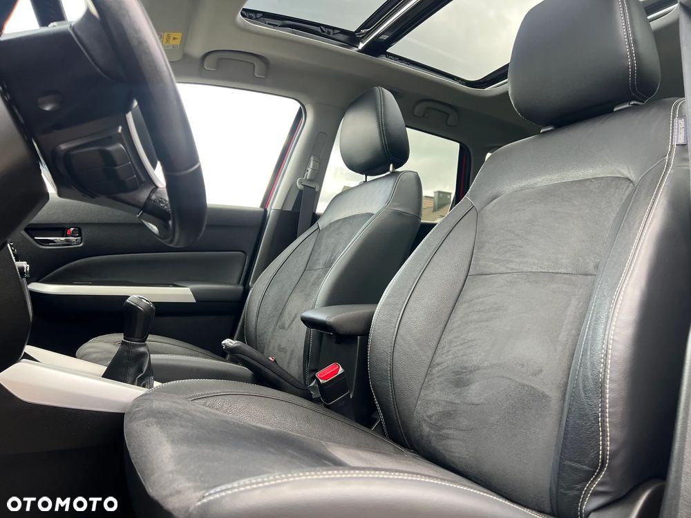Suzuki Vitara 1.6 (4x4) Allgrip Comfort+ - 28