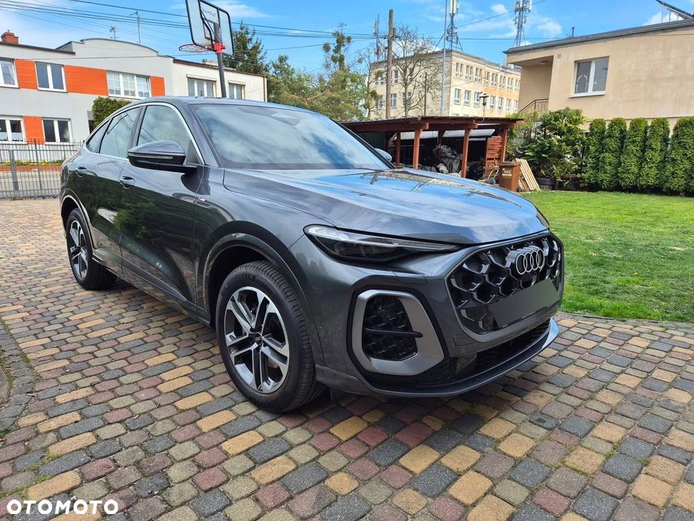 Audi Q5 Sportback - 4