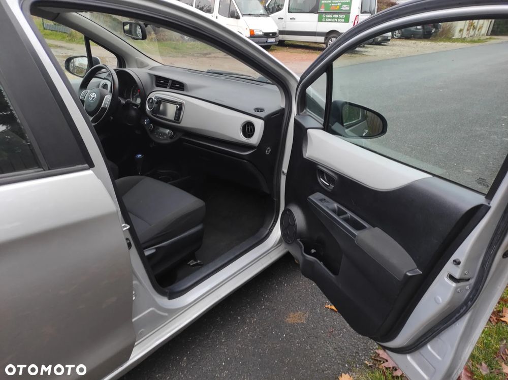 Toyota Yaris 1.5 VVT-i - 6