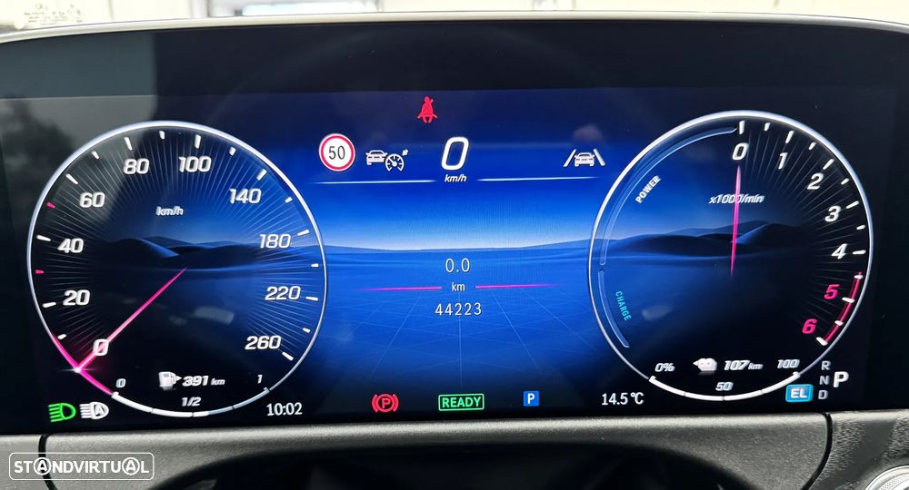 Mercedes-Benz E 300 de - 25