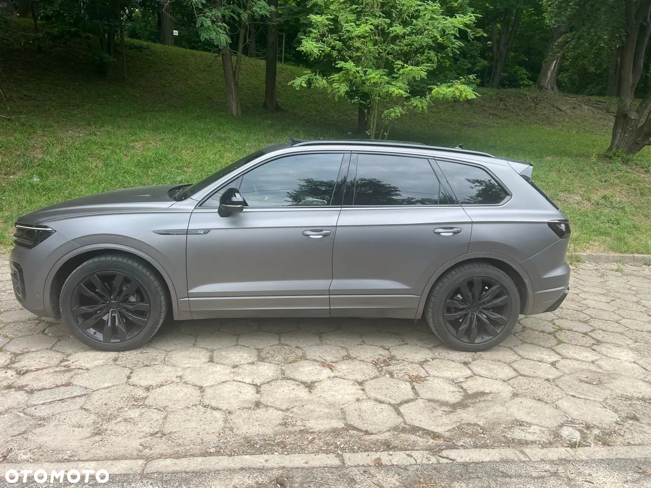 Volkswagen Touareg 3.0 V6 TDI 4Motion R-Line - 4
