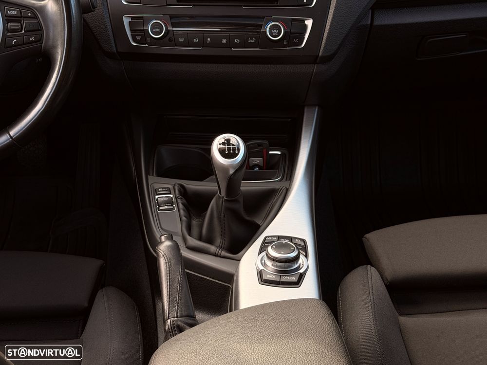 BMW 116 i Sport Line - 20