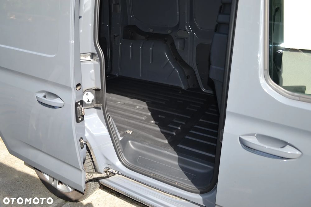 Volkswagen Caddy - 8
