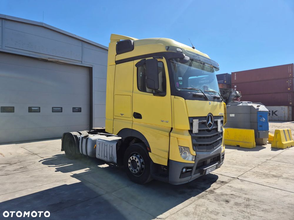 Mercedes-Benz Actros MP4 - 8