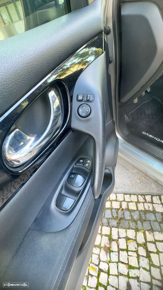 Peugeot 3008 Plug-In Hybrid 225 e-EAT8 Allure Pack - 26