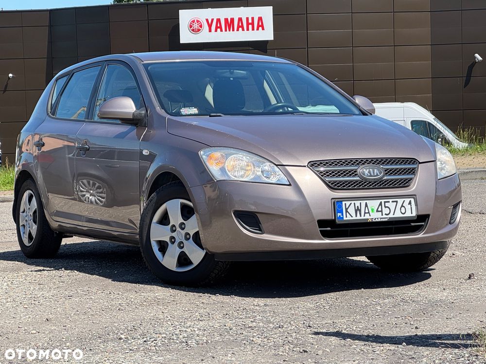 Kia Ceed 1.6 Comfort - 2