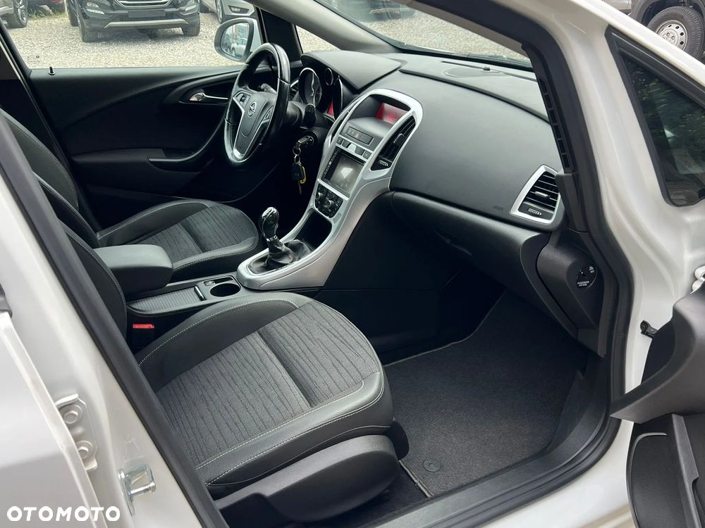 Opel Astra 1.4 Turbo - 14