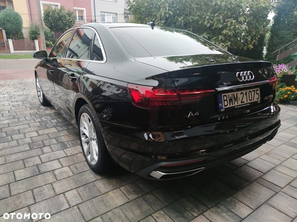 Audi A4 Limousine - 3