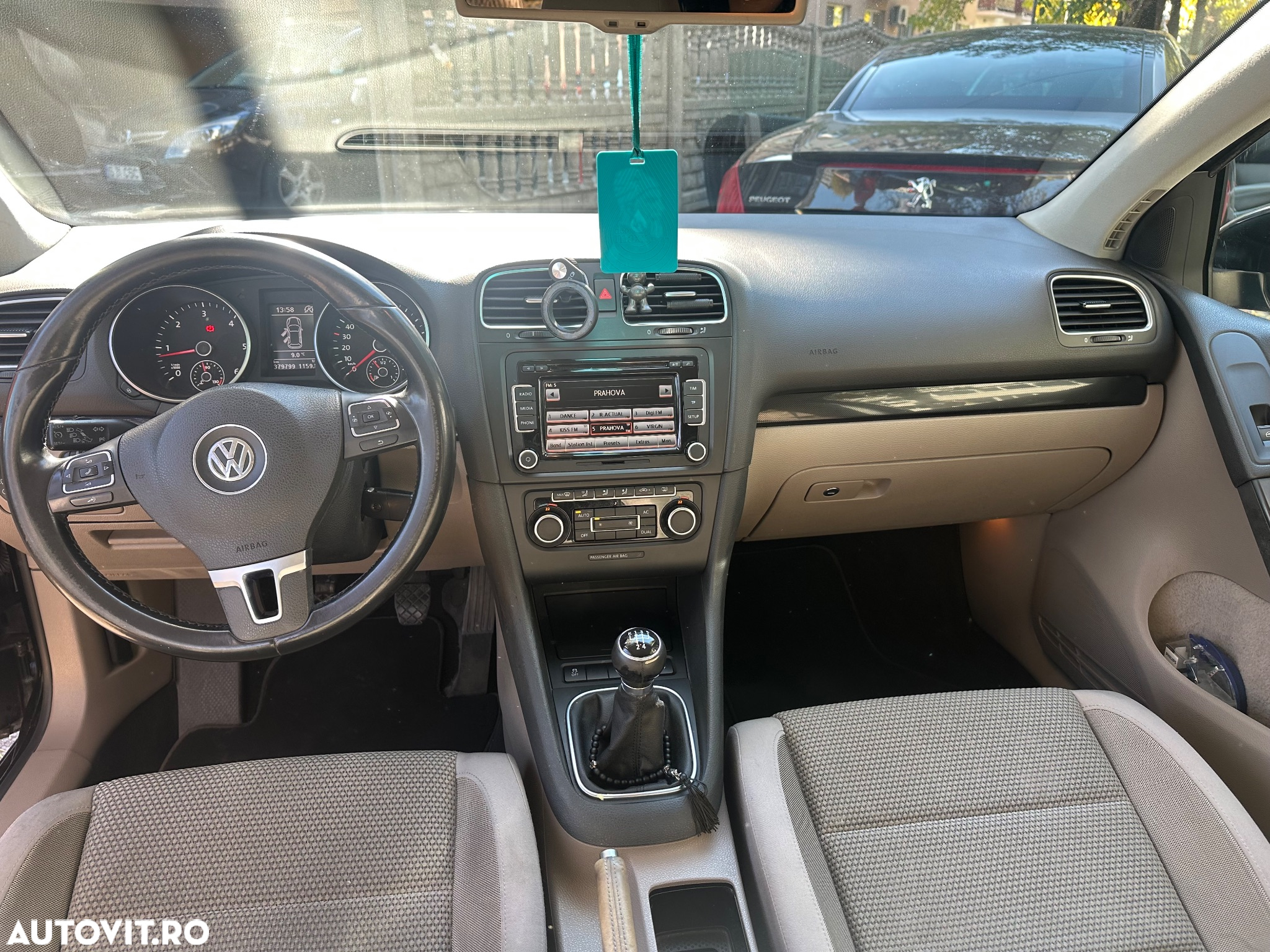 Volkswagen Golf 1.6 TDI BlueMotion Technology DPF Comfortline - 3