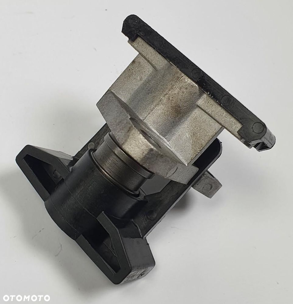 NAPINACZ ŁAŃCUCHA ROZRZĄDU CHRYSLER 300C 2.7 V6 04663676 - 4