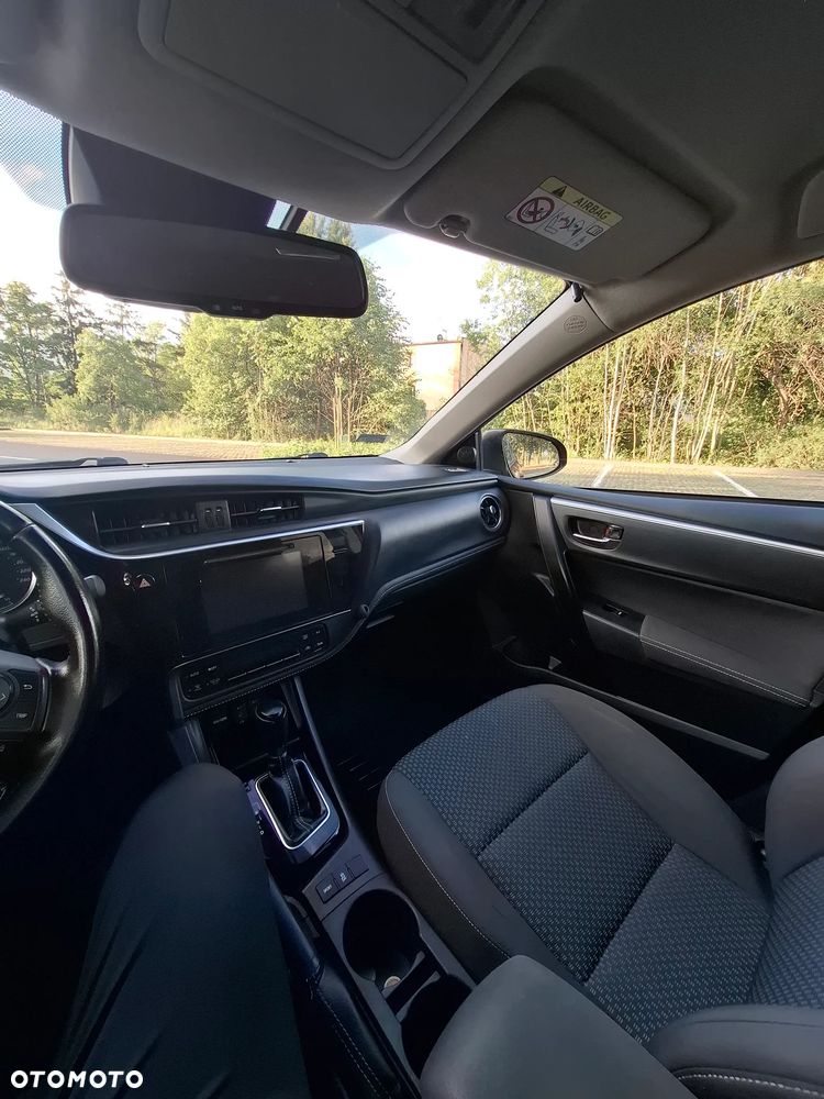 Toyota Corolla 1.6 Prestige MS EU6 - 23