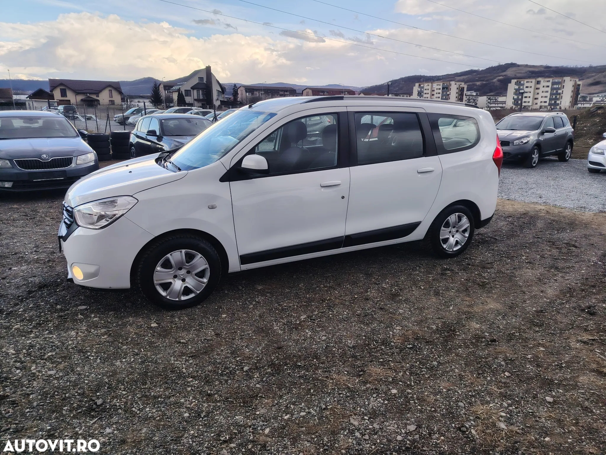 Dacia Lodgy 1.6 102 CP Ambiance - 2