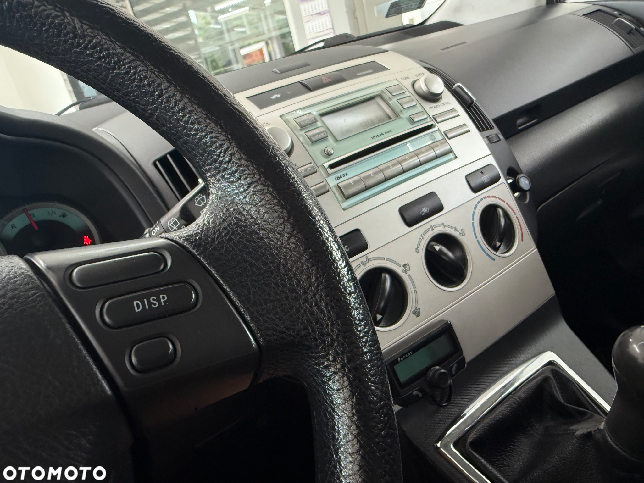 Toyota Corolla Verso 2.0 D-4D - 19