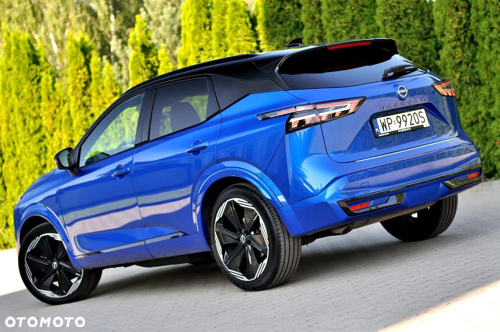 Nissan Qashqai 1.3 DIG-T MHEV 4x4 N-Design Xtronic - 4