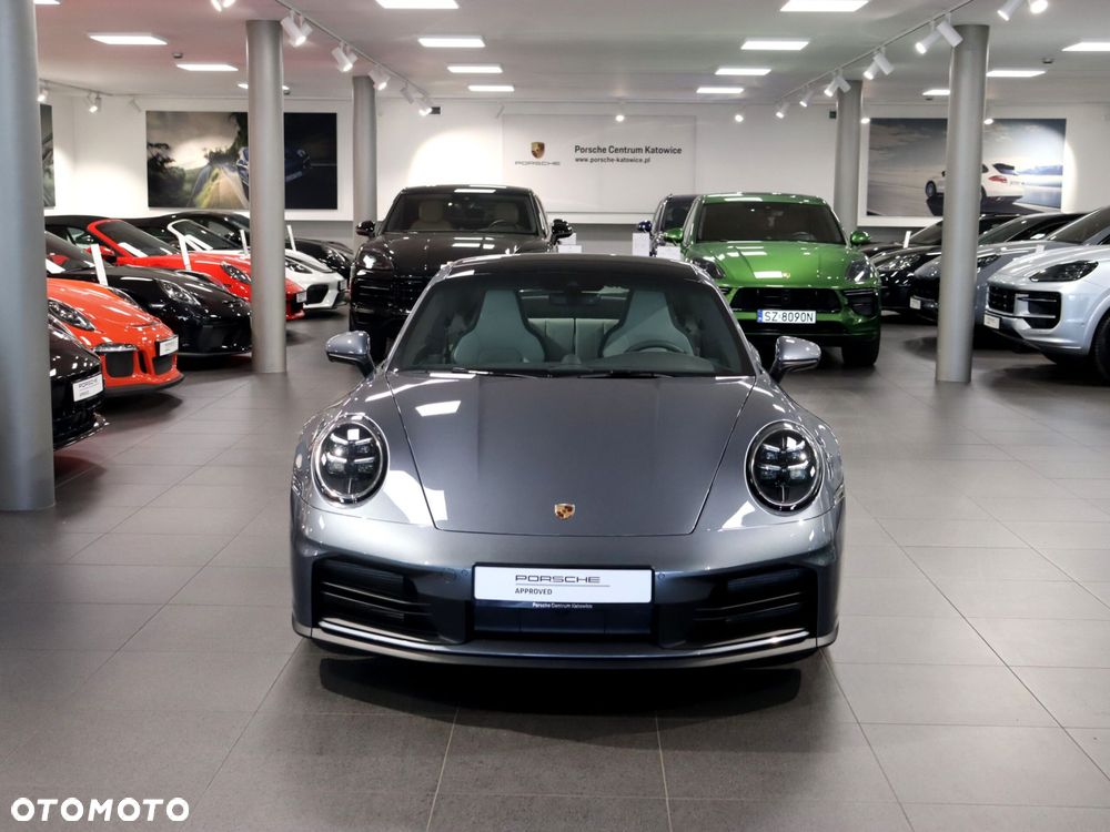 Porsche 911 Carrera S - 8