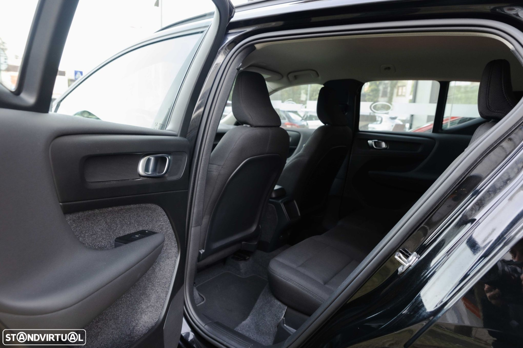 Volvo XC 40 1.5 T2 Momentum Core - 16