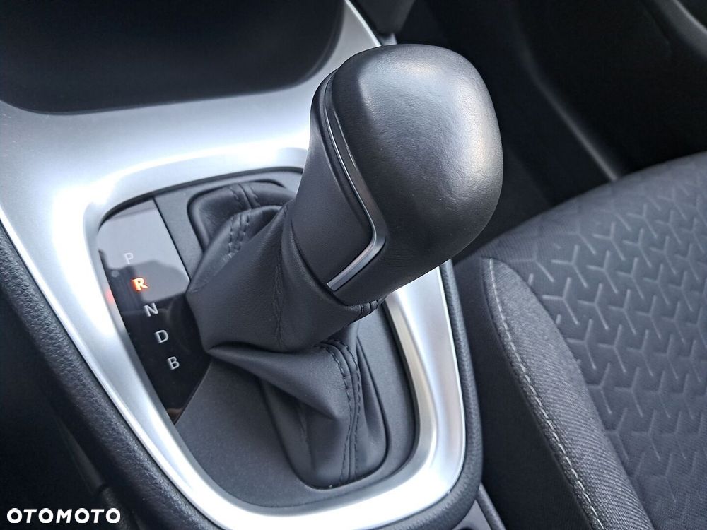 Toyota Yaris Cross Hybrid 1.5 Comfort - 27
