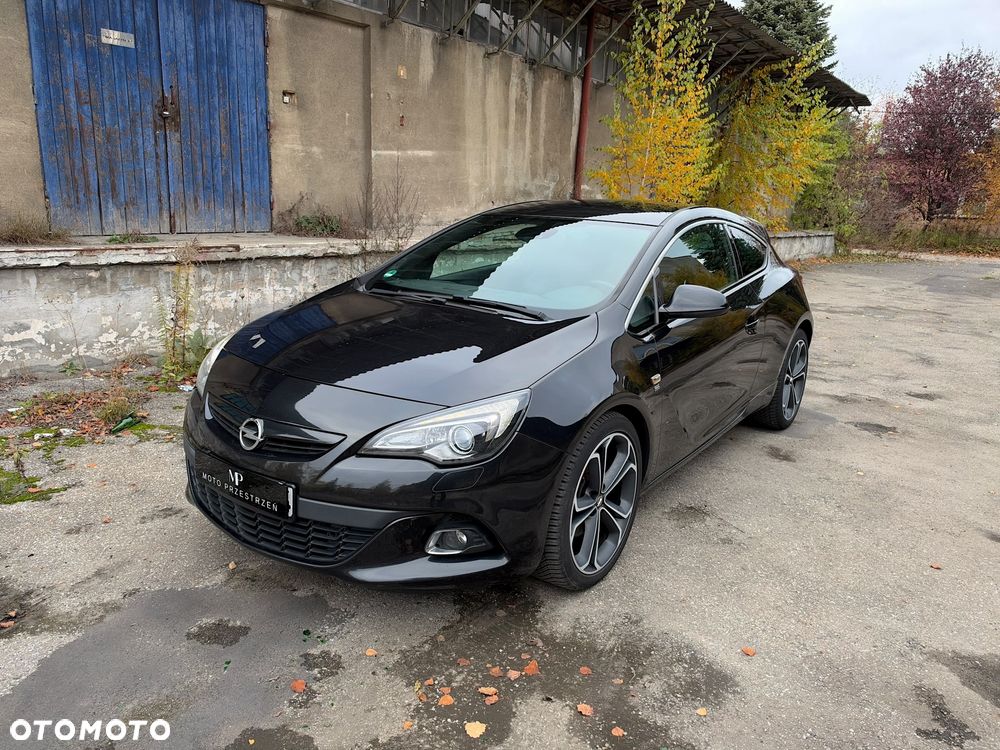 Opel Astra 2014 photo 2