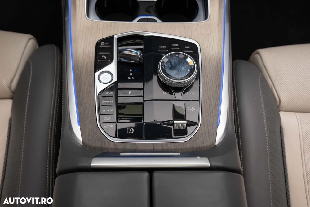BMW X7 M60i xDrive - 34
