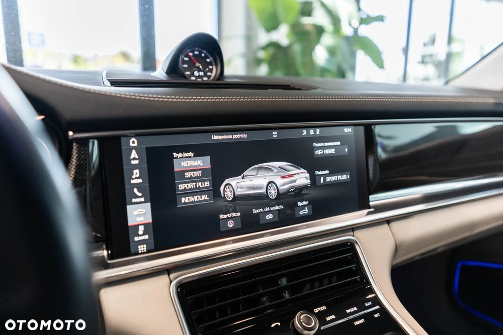 Porsche Panamera Turbo - 28