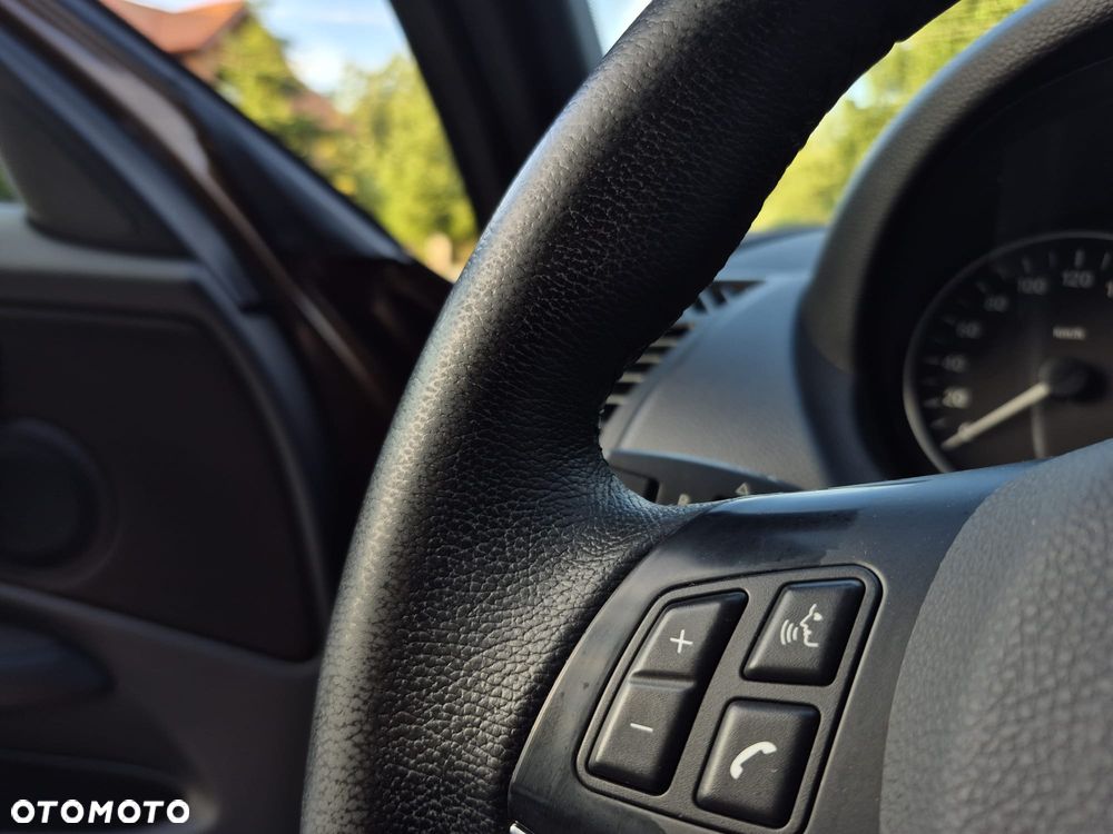 BMW Seria 1 116i Edition Sport - 29