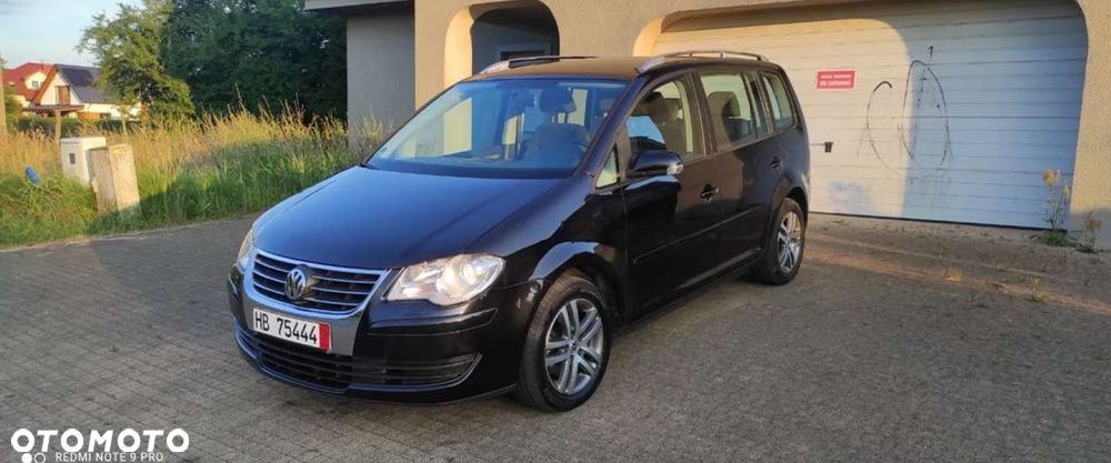 Volkswagen Touran 2.0 TDI DPF DSG STYLE - 1