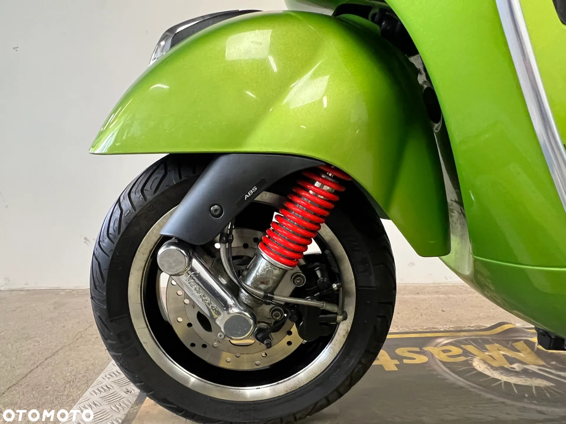 Vespa GTS - 21