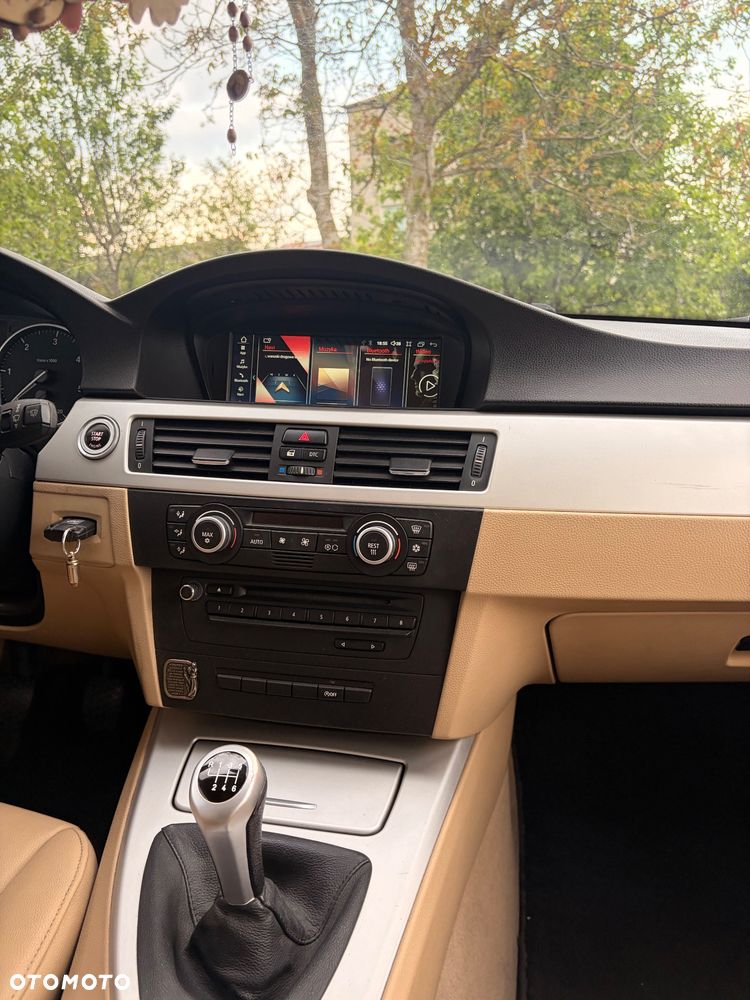 BMW Seria 3 318d DPF - 6