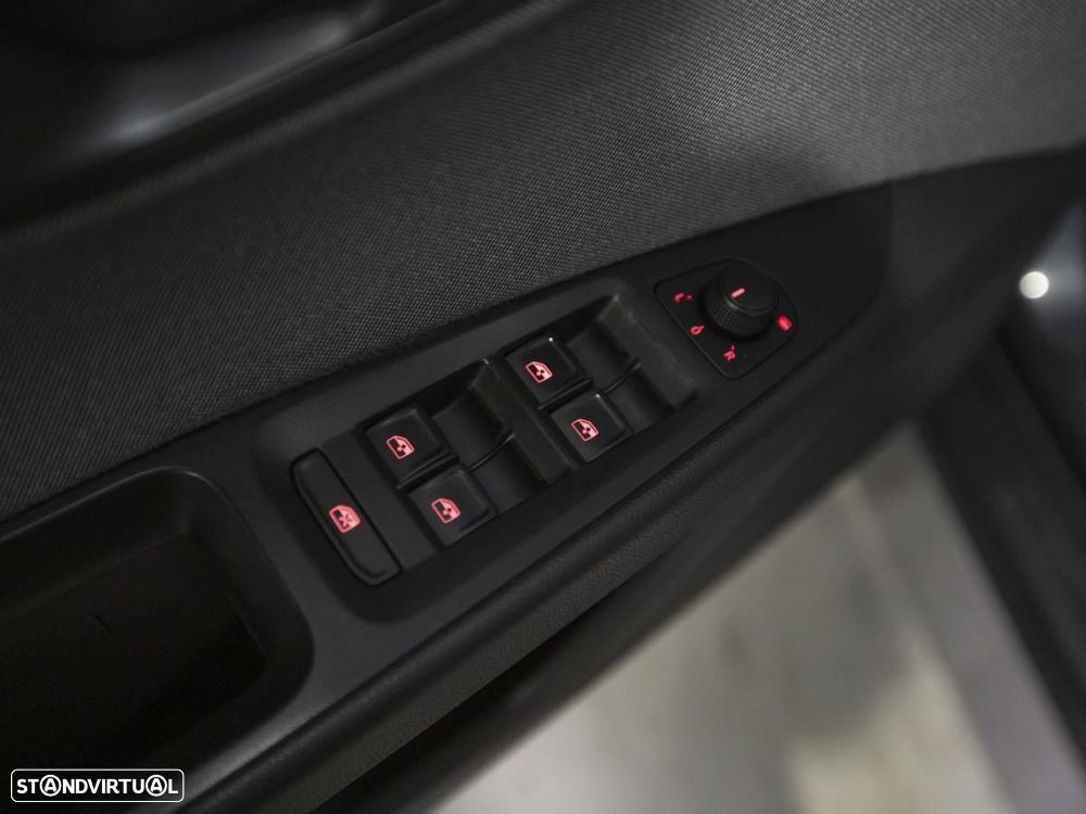 SEAT Leon ST 1.6 TDI Style S/S - 26