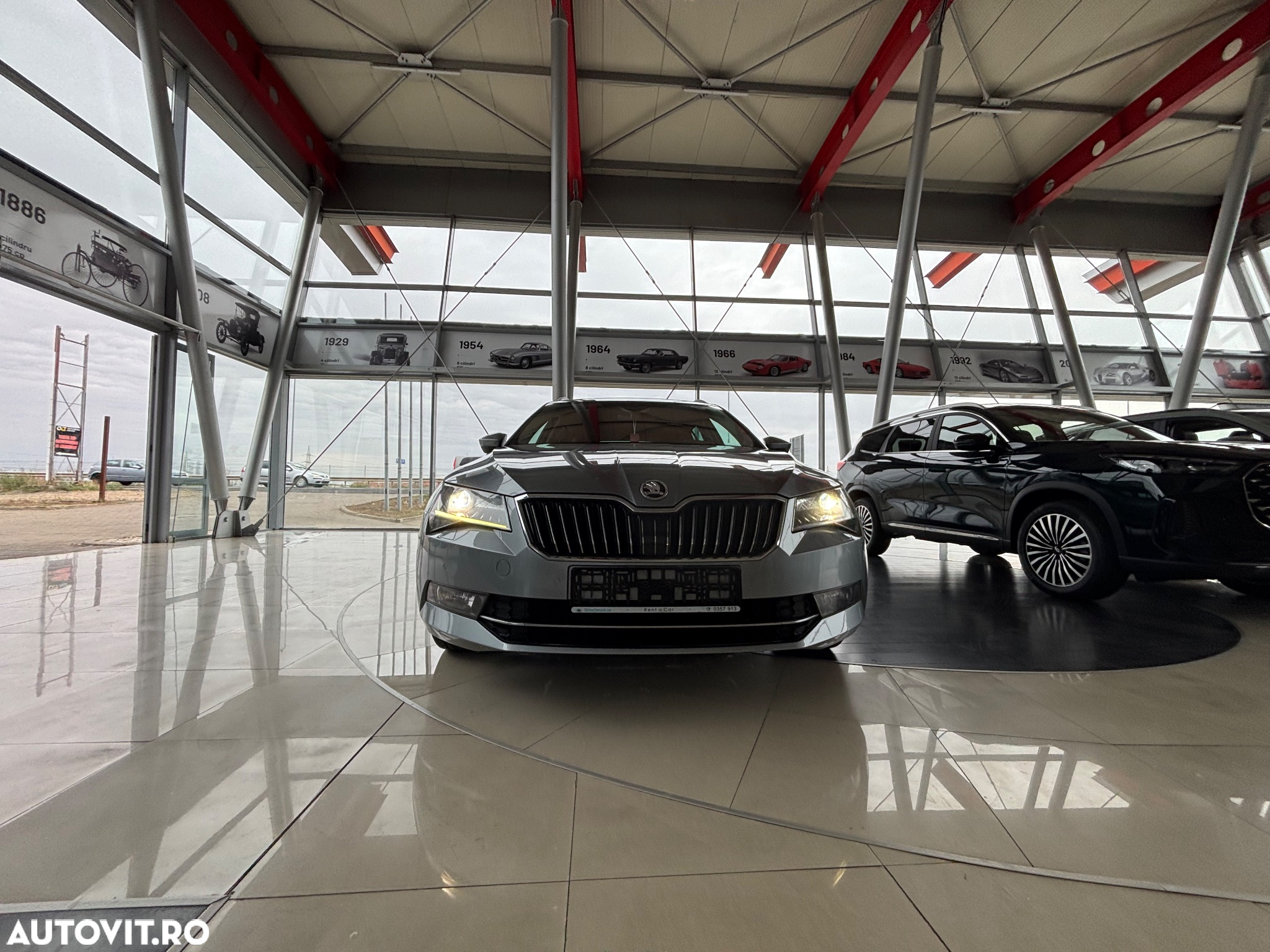 Skoda Superb Combi 2.0 TDI DSG Active - 2