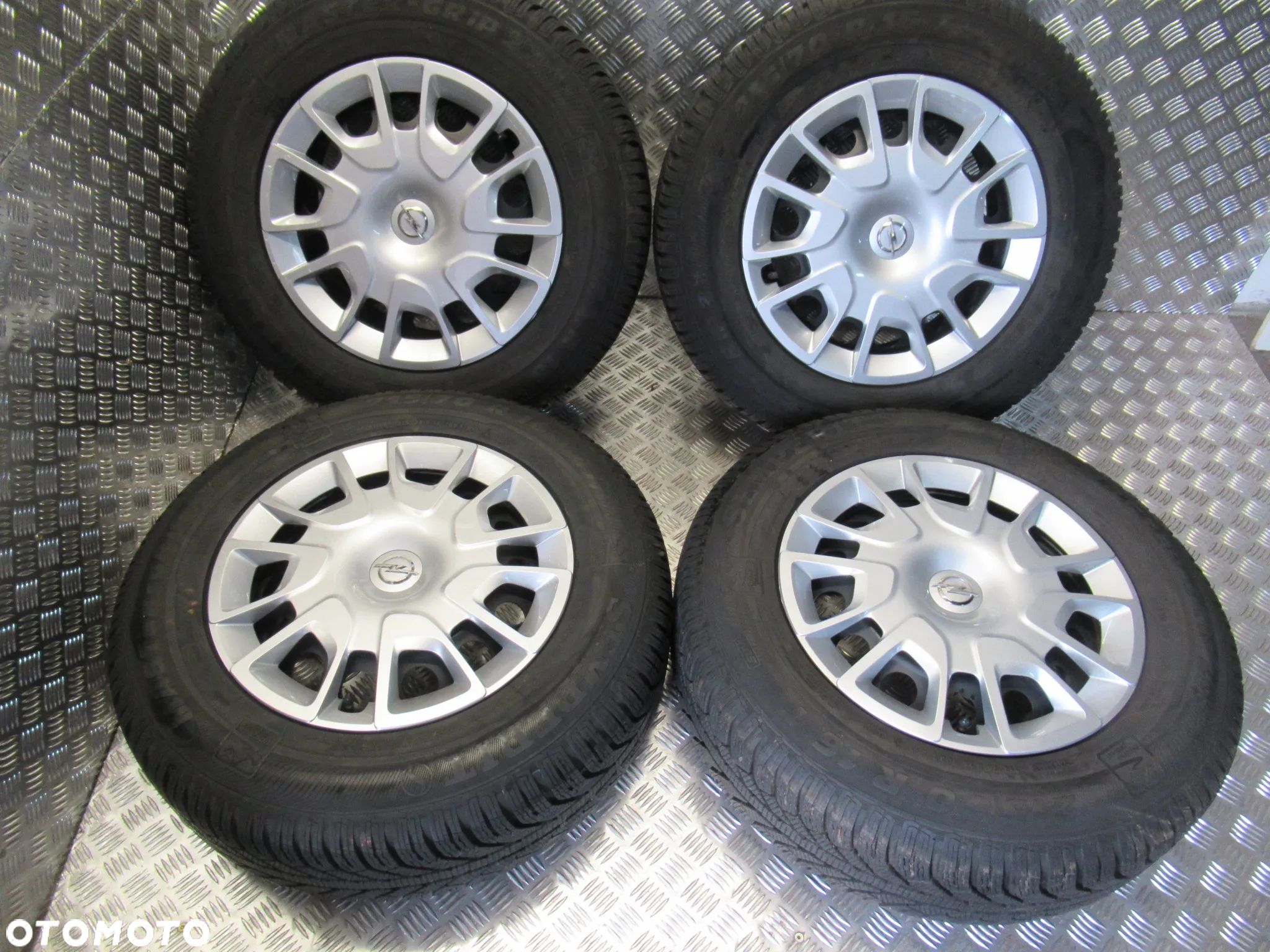 Koła Opel Grandland X 7Jx16 et44 5x108 7,7mm 19rok 7,8mm BDB - 1