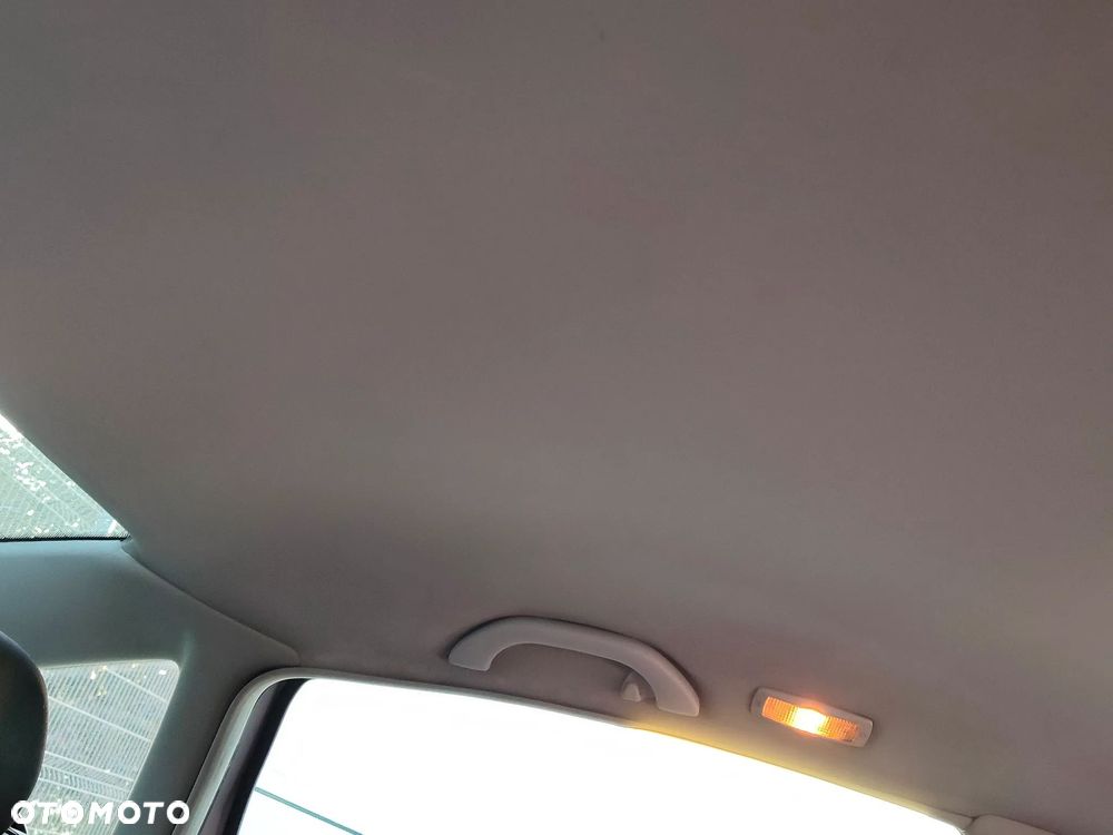 Volkswagen Passat 1.9 TDI Basis - 18