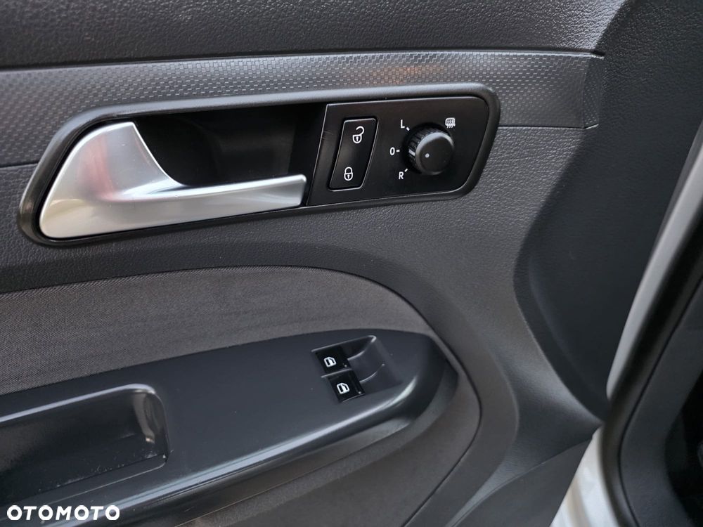 Volkswagen Caddy Maxi Comfortline 4Motion - 26