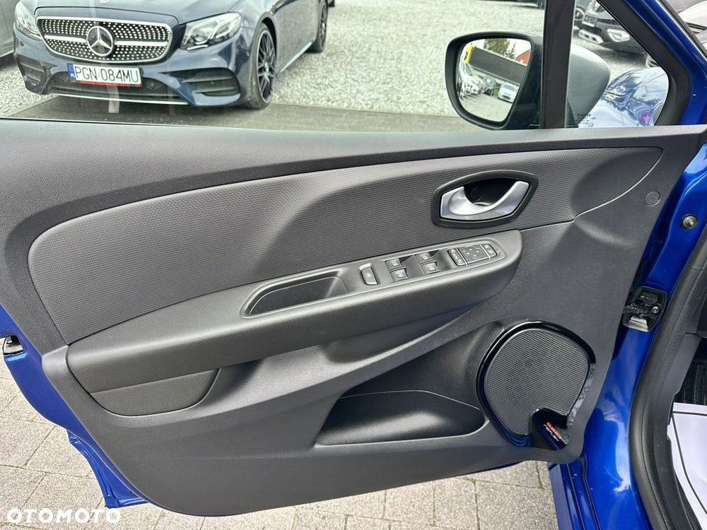 Renault Clio - 10