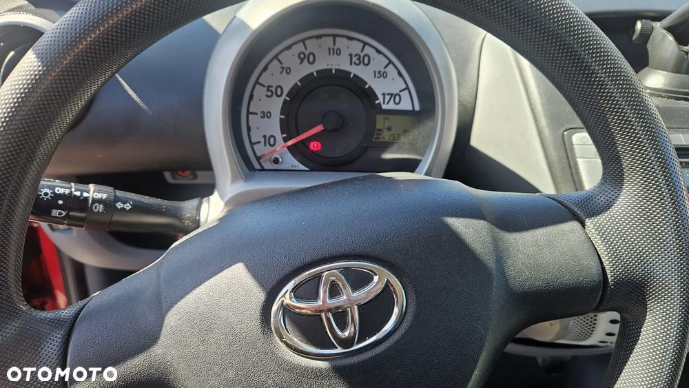 Toyota Aygo - 8
